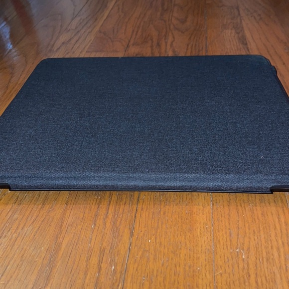 ZAGG SLIMBOOK ULTRATHIN KEYBOARD IPAD PRO 12.9 BLACK Apple 2 attachable pieces - Picture 12 of 12